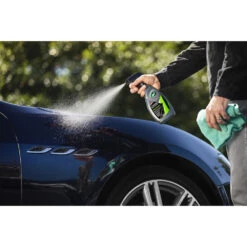 Turtle Wax Hybrid Solutions Ceramic Spray Coating 473mL -Auto Parts Store SCA 591047 02 hi res