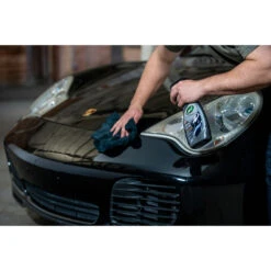 Turtle Wax Hybrid Solutions Ceramic Black Spray Wax 473mL -Auto Parts Store SCA 599384 01 hi res