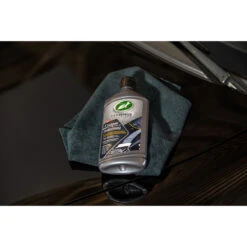 Turtle Wax Hybrid Solutions Ceramic Black Liquid Polish 414mL -Auto Parts Store SCA 599385 04 hi res