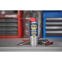 WD-40 Specialist Silicone Spray 300g -Auto Parts Store SCA 630513 01 hi res